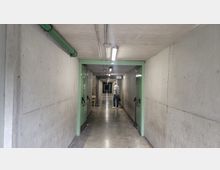 Parking garage in Tirana7.jpeg