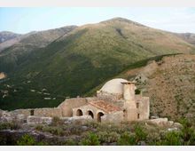 Ruined mosque of Hajji Bendo in Borsh.jpg