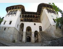 Skenduli-House-Gjirokastra.jpeg