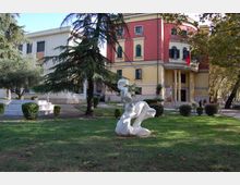 Public Art garden (3).JPG