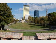 Parku sheshi skenderbej (8).JPG