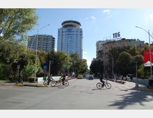 Urae Blloku Kryqezimi me Unazen (2).JPG