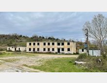 Reparti ushtarak Petrel.jpg