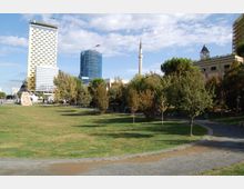 Parku sheshi skenderbej (7).JPG