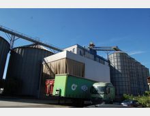 Fabrika miellit foto tjera (2).JPG