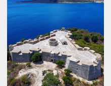 Kalaja_e_Ali_Pashe_Tepelenes_,_porto_palermo