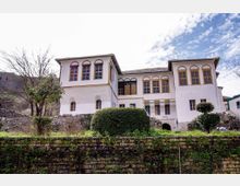 Shtëpia e Babametove në Gjirokastër.jpg